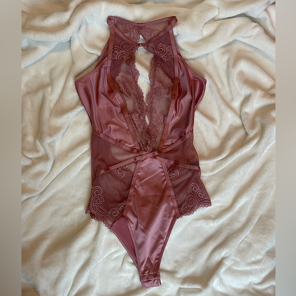 Frederick's of Hollywood pink body suit Medium lingerie